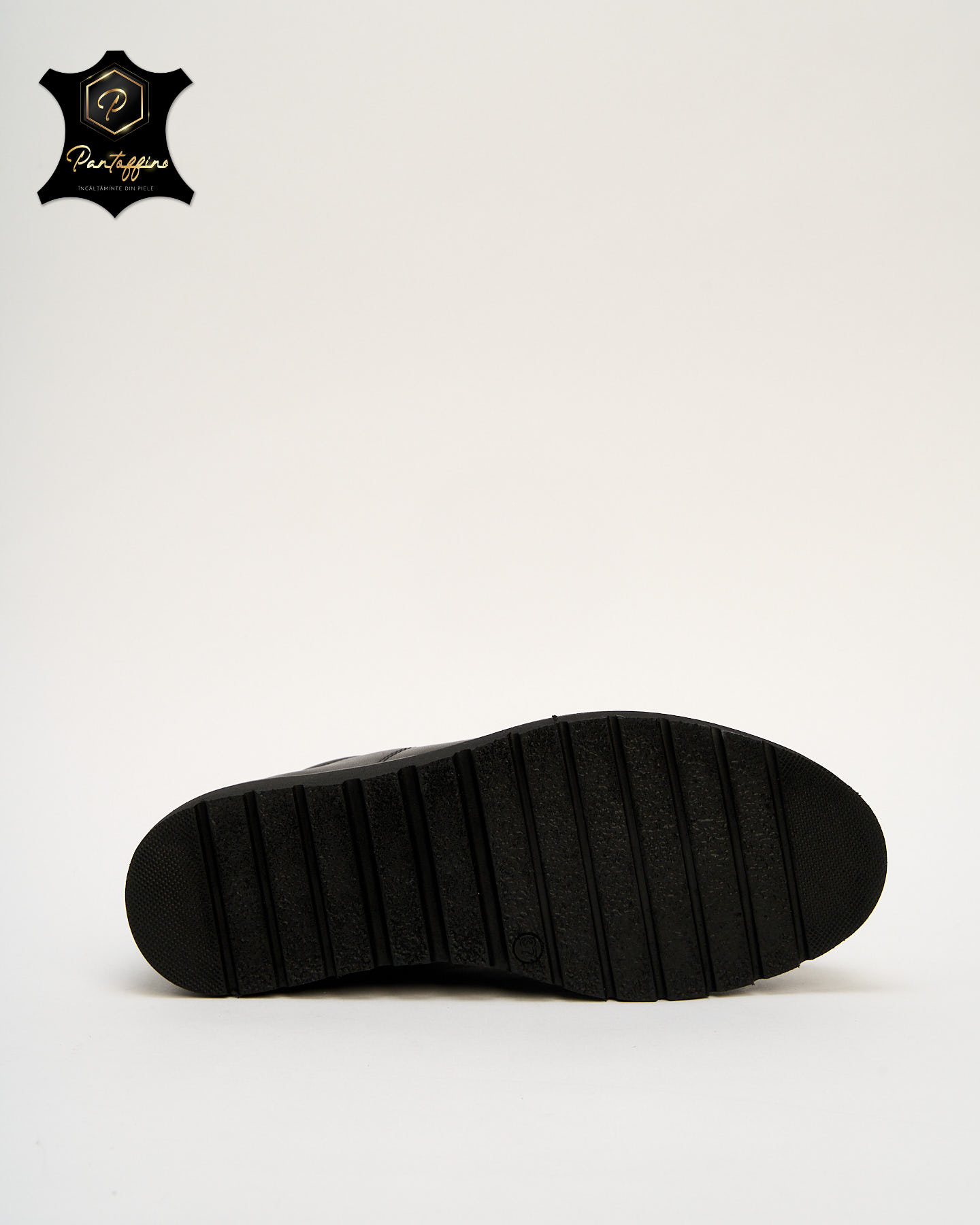 Pantofi Negri cu Platforma Dama online